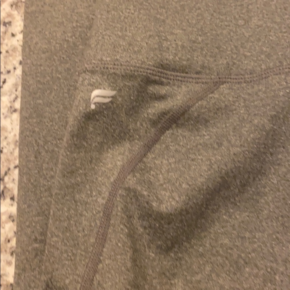 High-Waisted PowerHold® 7/8 - Picture 5 of 6